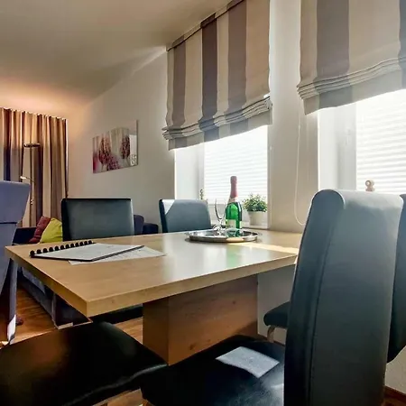 Ferienwohnung-308-hohe-lith-duhnen-mit-eigenem-strandkorb-am-strand アパート *