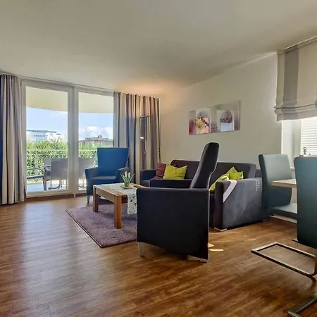 Ferienwohnung-308-hohe-lith-duhnen-mit-eigenem-strandkorb-am-strand アパート クックスハーフェン