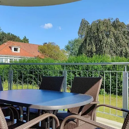 Ferienwohnung-308-hohe-lith-duhnen-mit-eigenem-strandkorb-am-strand *